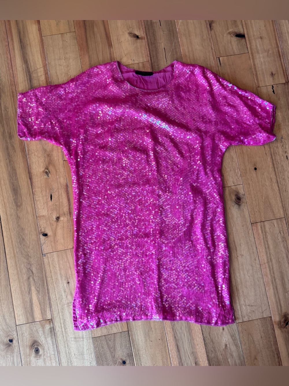 Hot Pink Sequin Short Sleeve dress/ long top Royal Feelings HE size Latger